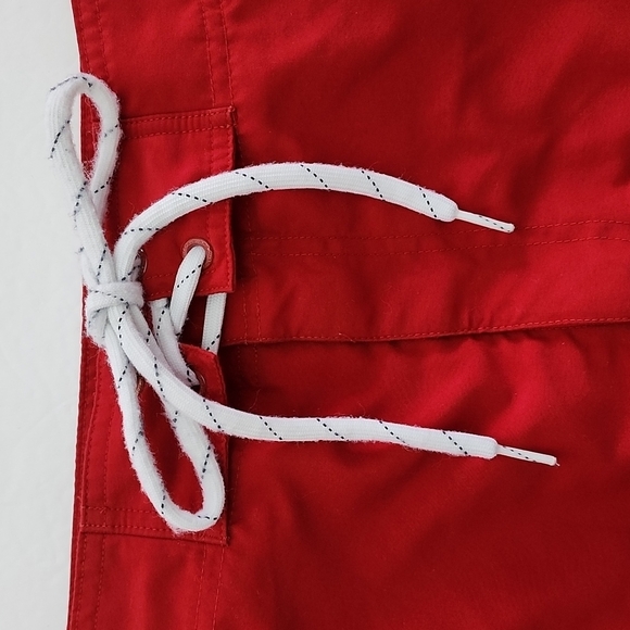 Chaps Men's Board Red Black White  Stripes Shorts Swim Trunks Key Pocket Size 36 - Picture 10 of 14